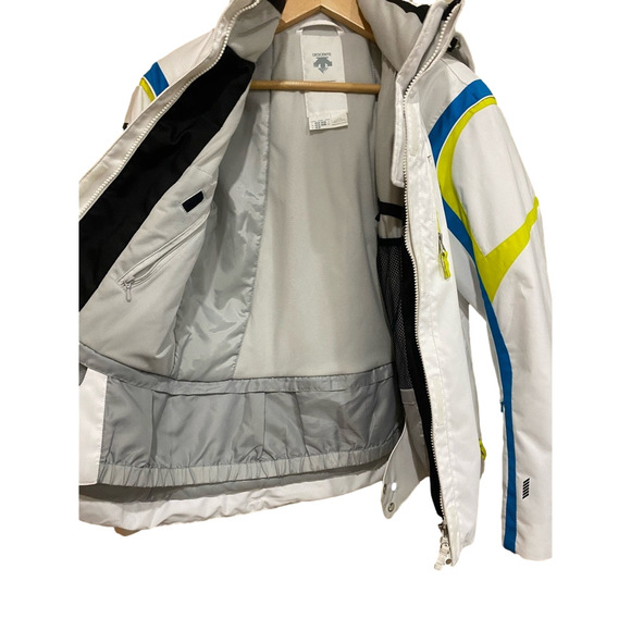 Descente D2-9349US Ski Jacket Women`s Size US 8 like new - Picture 4 of 15